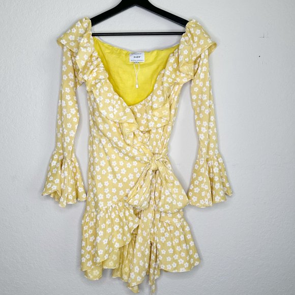 Yellow Floral Off-Shoulder Dress - Picture 7 of 10